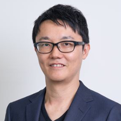 林 龍平氏