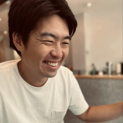 山本 遼太郎氏